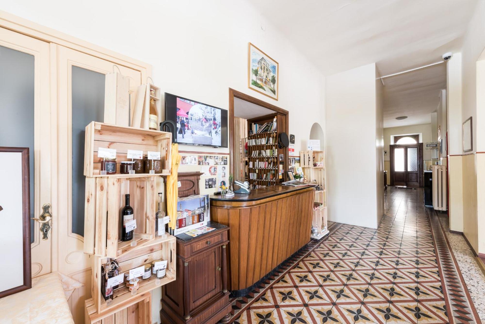 Albergo Hotel テッサーエーテ エクステリア 写真