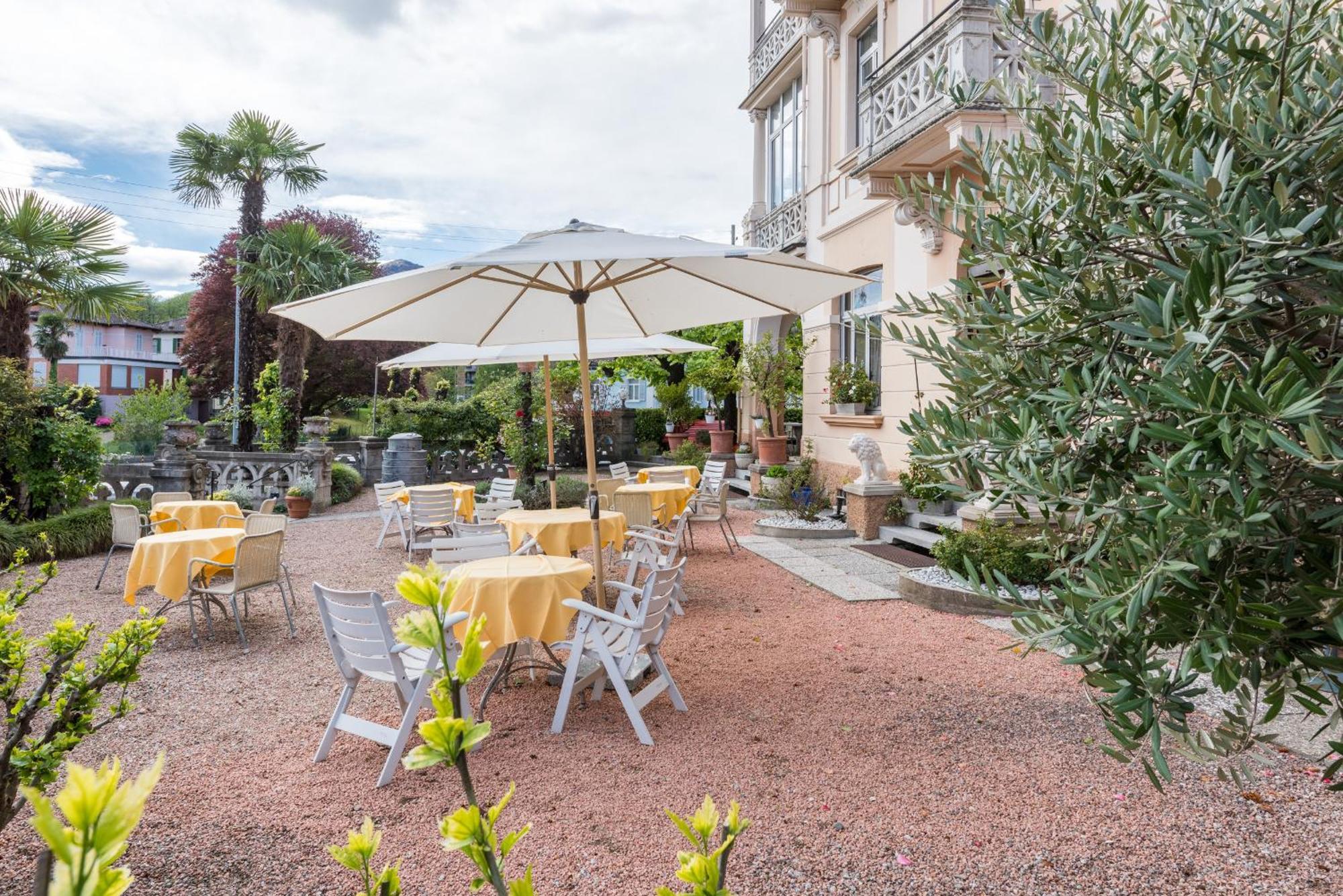 Albergo Hotel テッサーエーテ エクステリア 写真